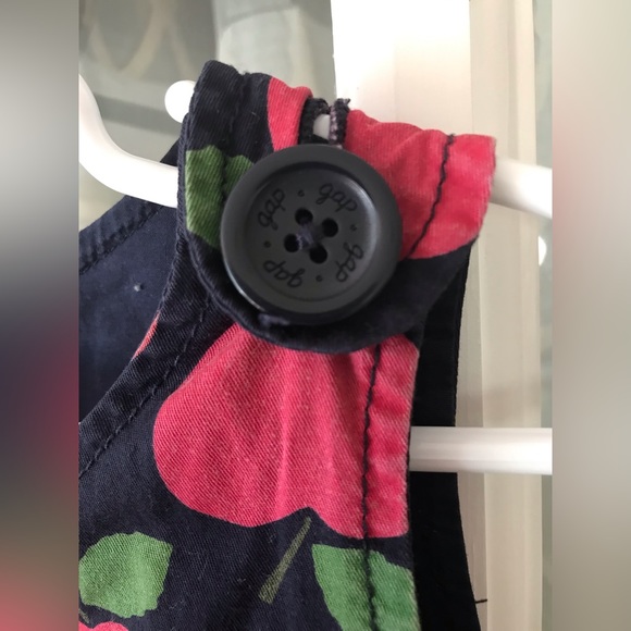 Baby Gap size 5 100% cotton Navy blue with red apples dress in GUC (slight fade) - Picture 4 of 5